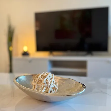 Διαμέρισμα Black 13 - Design-apartment