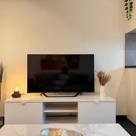 Black 13 - Design-apartment Διαμέρισμα *