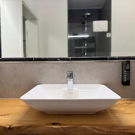 Διαμέρισμα Black 13 - Design-apartment